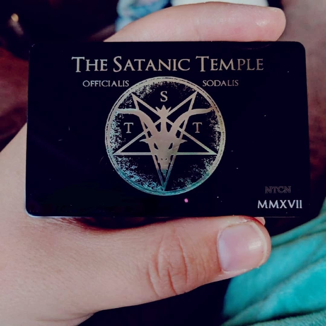 Devenir membre de illuminati 666 Richesse des Illuminati Card